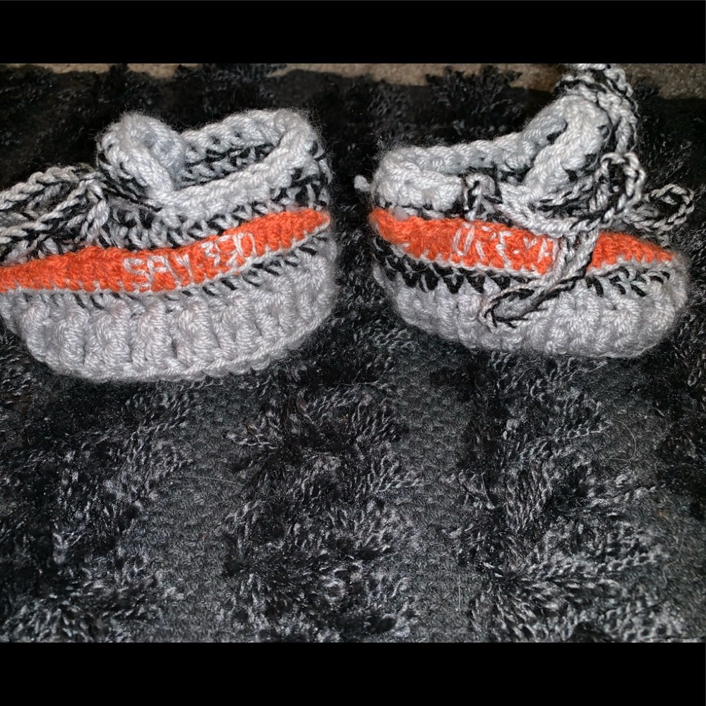 Crochet yeezy